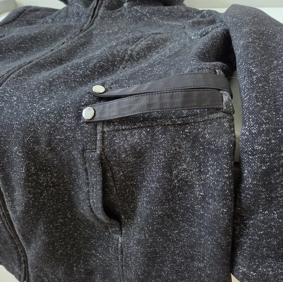 Jacket - Picture 5 of 6